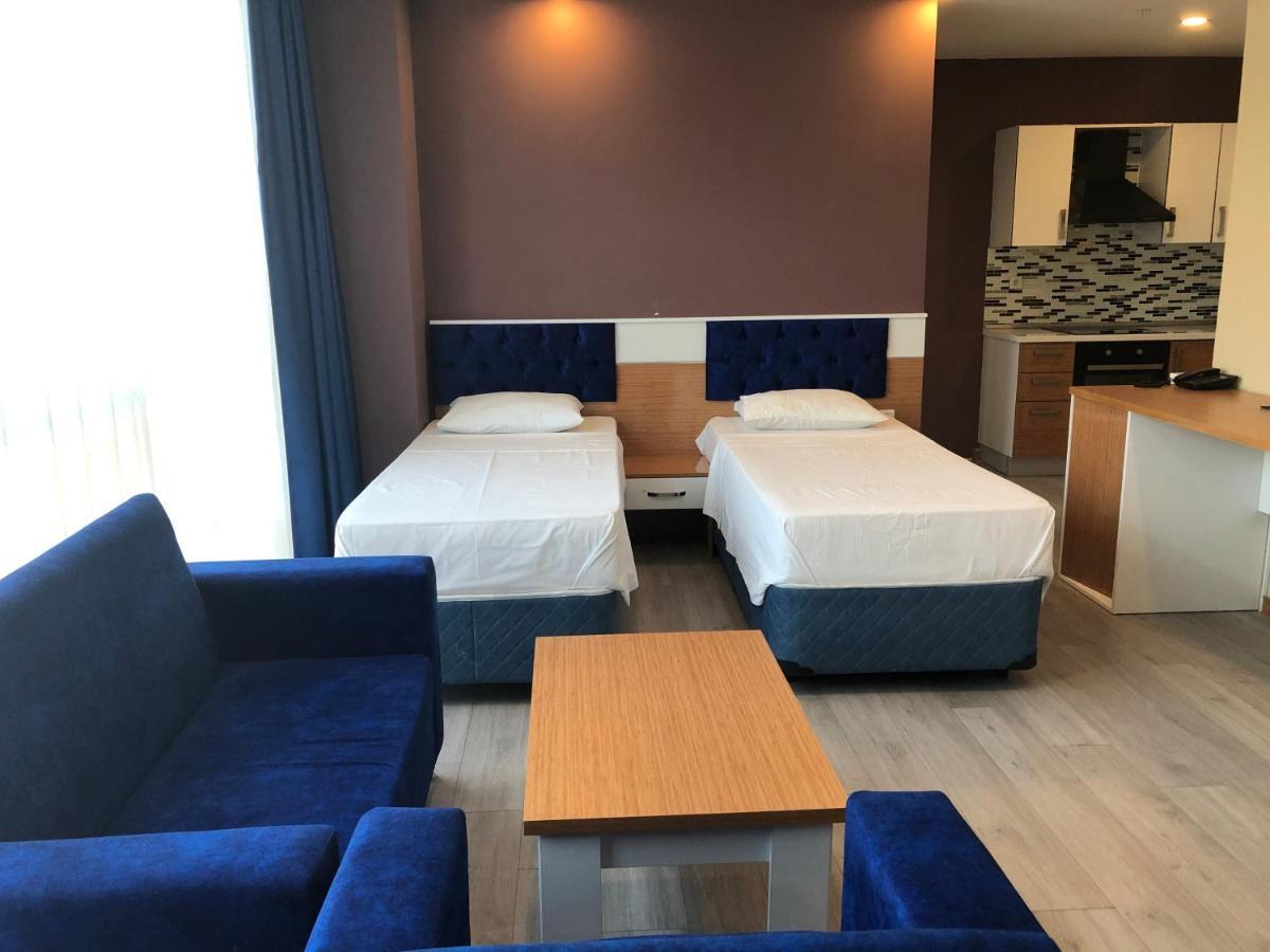 Skyblue Istanbul Hotel Bagian luar foto