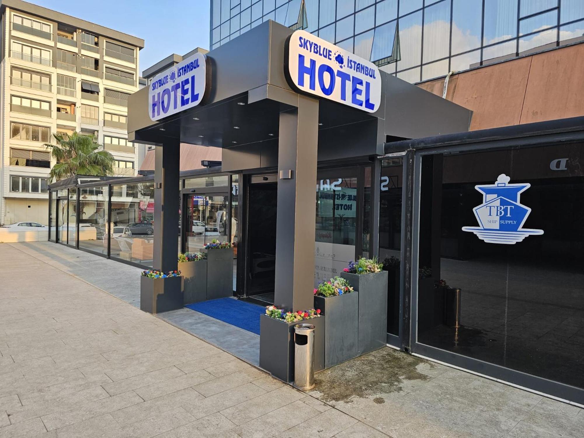 Skyblue Istanbul Hotel Bagian luar foto